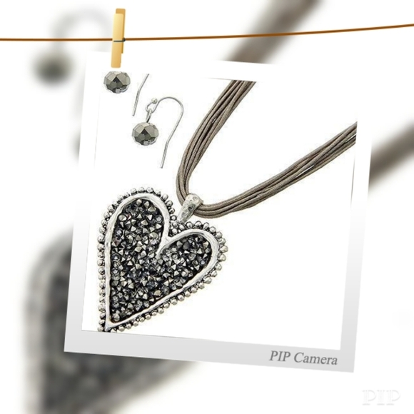 Hematite Heart Necklace Set - Picture 1 of 3
